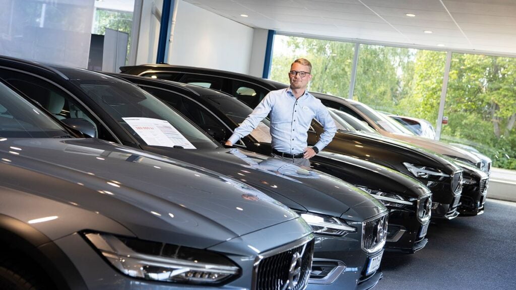 Jobba som bilsäljare på Bilbolaget